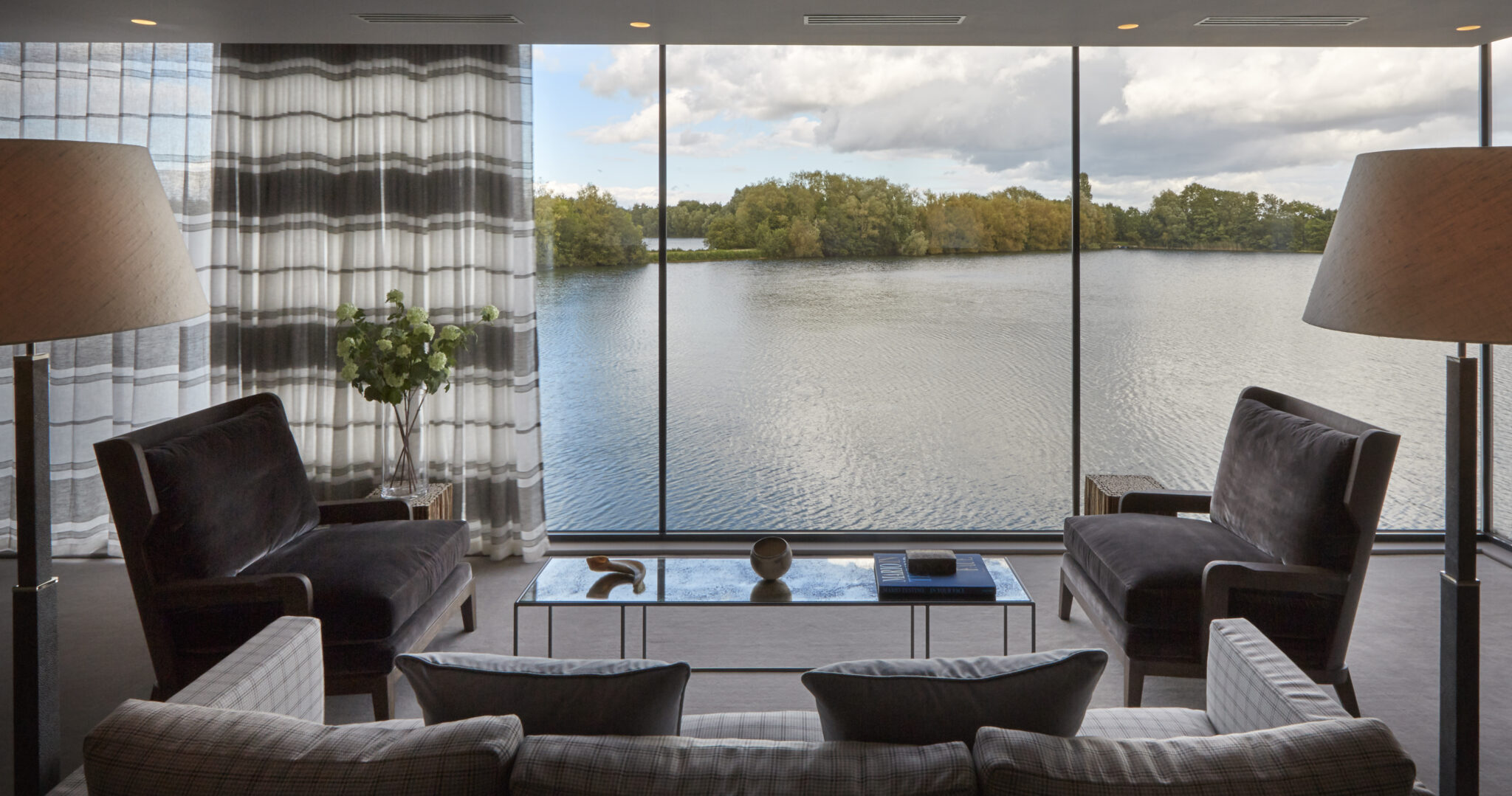 The Lakes/Lechlade