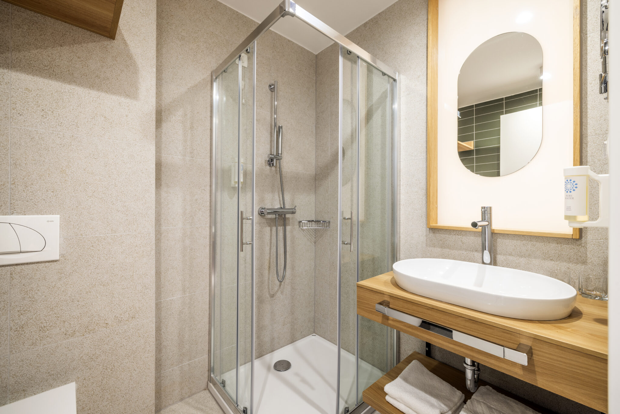 SBRP_HVPPremium_vila_nimfa_bathroom_foto_BD_sep2024