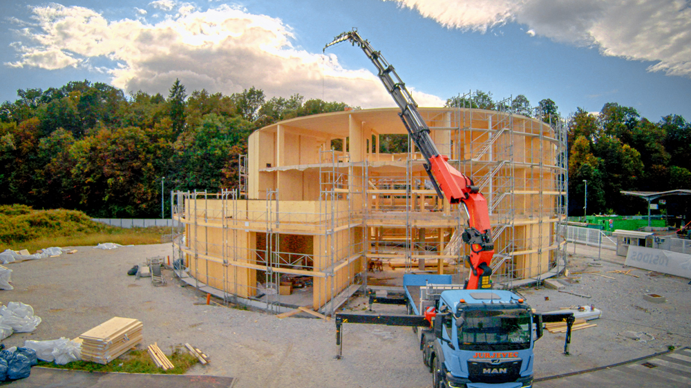 Zakljucevanje-zgornje-2.-etaze_TOSIDOS-d.o.o._Nejc-Vurnik