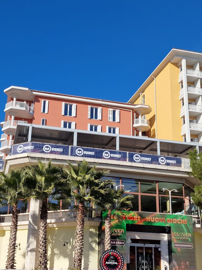 Renovation of the Hotel Riviera