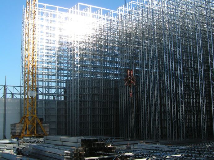 Automated storage and distribution center IKEA